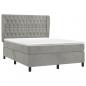 Preview: Boxspringbett mit Matratze Hellgrau 140x200 cm Samt