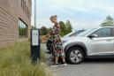 Preview: Hager XEV1R22T2ER witty share Ladestation, Wallbox, 22kW, OCPP für Lastmanagement, RFID, Ladesteckdose Typ 2, MID Eichrecht, weiß