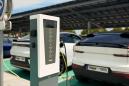 Preview: Hager XEV6523C witty park Ladestation, Wallbox, 3-phasig, 2x22kW, 2 Schuko-Ladesteckdosen Typ 2, RFID, weiß