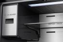 Preview: Hisense RQ760N4IFE Stand Side by Side Kombination MultiDoor, 91,4 cm breit, 577 L, Total NoFrost, Wasser-/Eisspender, Festwasseranschluss, WLAN, Schwarz Inox