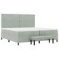 Preview: Boxspringbett mit Matratze & Bank in Hellgrau 200x200 cm aus Samt