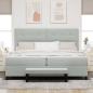 Preview: Boxspringbett mit Matratze & Bank Hellgrau 200x200 cm Samt