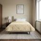 Preview: ARDEBO.de - Ganzjahresbettdecke Gepolstert Creme 140 x 220 cm