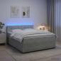 Preview: Boxspringbett mit Matratze Hellgrau 140 x 200 cm Samt