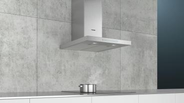 Siemens LC67BCP50 iQ500 EEK: A Wandesse, 60 cm breit, 674 m³/h, Ab-/Umluft, Edelstahl