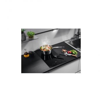 AEG IKB32300CB Autarkes Domino-Induktionskochfeld, 30cm breit, 9 Stufen Regulierung, Rahmenlos, Powerfunktion, Kindersicherung, Topferkennung, Schwarz