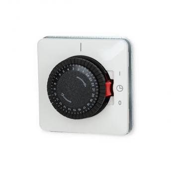 Schaltuhr mit Synchronmotorantrieb 16 AX 250 V, alpinweiß, JUNG CD5024WW