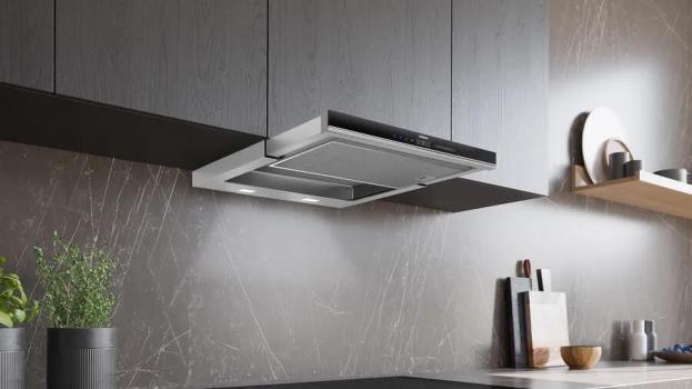 Siemens LI69SA684 EEK: A Flachschirmhaube, 60 cm breit, 935 m³/h, Ab-/Umluft, softLight, Boost-Funktion, Edelstahl