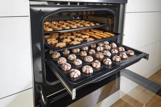 Gorenje GEIT5C60BPG Stand Elektroherd mit Induktionskochfeld, 50 cm breit, 70 L, Pizza-Funktion, FrozenBake, AirFry, Kindersicherung, TouchControl, schwarz