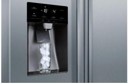 Bosch KAD93AIDP Serie 6 Stand Side-by-Side Kombination, 91 cm breit, 562 L, NoFrost, Crushed Eis, Eiswürfel, kaltes Trinkwasser, Festwasseranschluss, Gebürsteter Stahl Anti Fingerprint