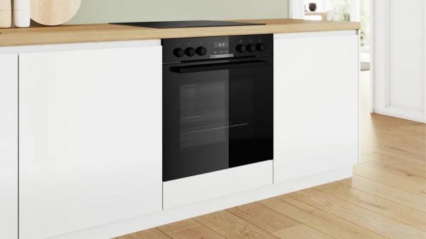 Bosch HND611LS62 EEK: A+ Einbau-Herd-Set mit Elektro-Kochfeld (HEG517BB3 + NKN645GA2E), 60 cm breit, 71 L, 3D-Heißluft, Versenkknebel, Hydrolytisch, Kindersicherung, Rahmen aufliegend, schwarz