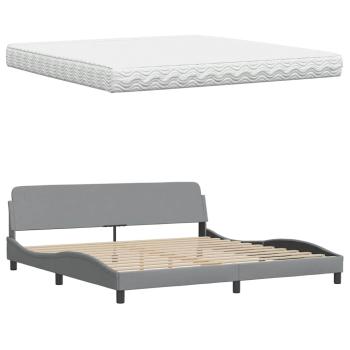 Bett mit Matratze Hellgrau 200x200 cm Stoff