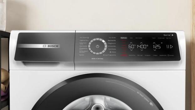 Bosch WGB244010 Serie 8 9kg Frontlader Waschmaschine, 60 cm breit, 1400U/Min, AquaStop, Home Connect, Iron Assist, Mini Load, weiß