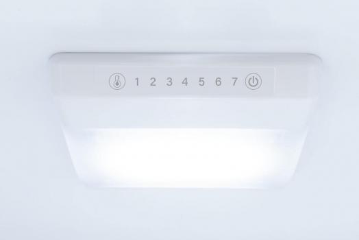 Amica EKGCX 387 902 Einbau-Kühl-/Gefrierkombination, Nischenhöhe: 178 cm, 270 L, Festtür-Technik, elektronische Steuerung, Tür-Offen-Alarm, Inverter Kompressor, weiß (1195042)