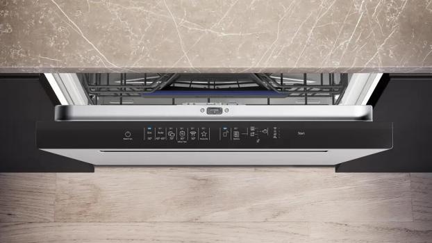 Siemens SN13HW72CS iQ300 Unterbau-Geschirrspüler, 60 cm breit, 14 Maßgedecke, aquaStop, HomeConnect, varioSpeed Plus, intensiveZone, dosierAssistent, weiß