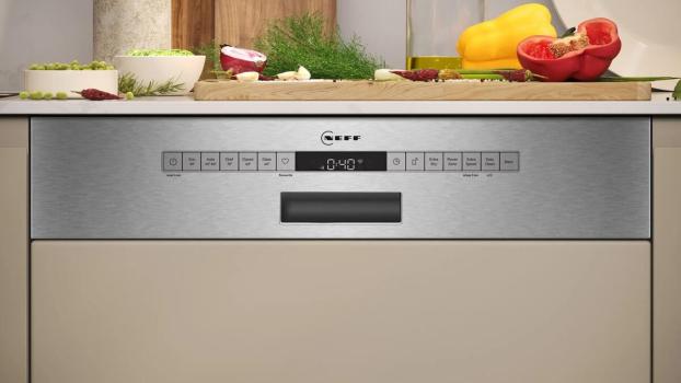 Neff S145EVS04E N50 Teilintegrierter Geschirrspüler, 60 cm breit, 14 Maßgedecke, AquaStop, Kindersicherung, Flex Besteckschublade, HomeConnect, Edelstahl