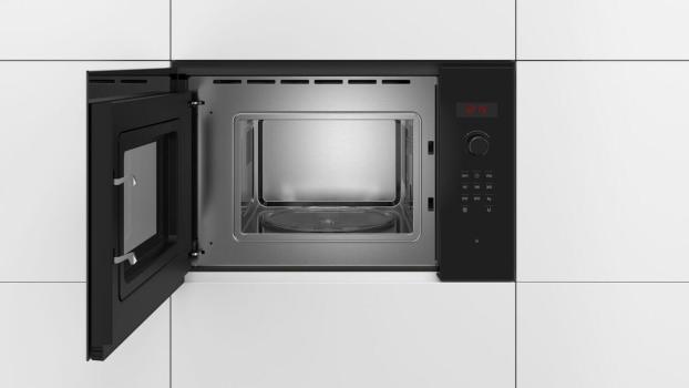 Bosch BFL523MB1F Serie 4 Einbau-Mikrowelle, 800 W, 21l, AutoPilot 7, Reinigungsunterstützung, schwarz