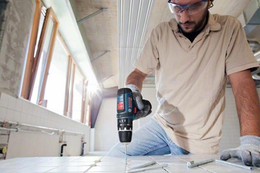 Bosch GSR 12V-15 Professional Akku-Bohrschrauber (0601868101), 12 V, Sologerät