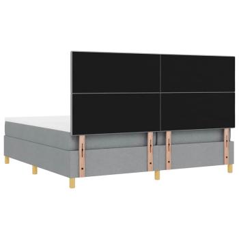 Boxspringbett mit Matratze Hellgrau 200x200 cm Stoff