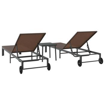Sonnenliegen 2 Stück mit Rädern und Tisch Braun Poly Rattan