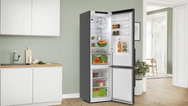 Bosch KGN39VXAU Serie 4 Stand Kühl-Gefrierkombination, 60 cm breit, 363 L, Total No Frost, Individuelle Temperaturregelung, Super Kühlen, Gebürsteter schwarzer Stahl