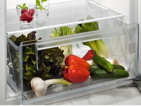 AEG OSK5O12EF Einbaukühlschrank ohne Gefrierfach, Nischenhöhe 122,5 cm, 203 L, OptiSpace, TouchControl-Bedienelement, LED-Beleuchtung, weiß