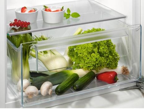 AEG OSK5O121DF Einbaukühlschrank ohne Gefrierfach, Nischenhöhe 122,5 cm, 203 L, OptiSpace, TouchControl-Bedienelement, FlexiShelf, LED-Beleuchtung, weiß