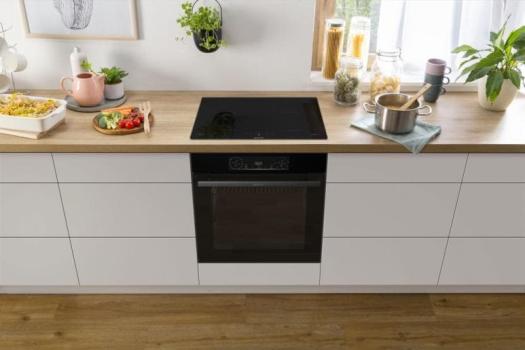Gorenje Black Induct Set 2 EEK: A Backofen-Set mit Induktionskochfeld (BOS6737E06BG + GI6401BSC) 59,5 cm breit, 77 L, schwarz
