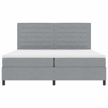 Boxspringbett mit Matratze Hellgrau 200x200 cm Stoff