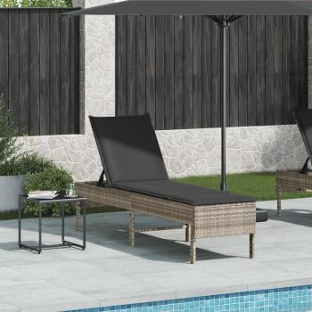 Sonnenliege mit Auflage Hellgrau 55x200x44 cm Poly Rattan