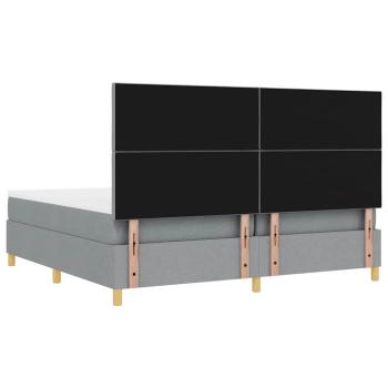 Boxspringbett mit Matratze Hellgrau 200x200 cm Stoff