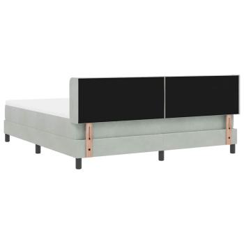 Boxspringbett mit Matratze Hellgrau 180x200 cm Samt