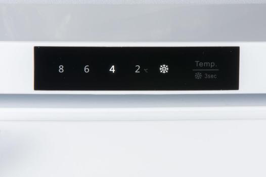 DOMO DO91122 Standkühlschränke mit Gefrierfach, 55,5 cm breit, 120 L, Supergefrierfunktion, LED-Display, weiß