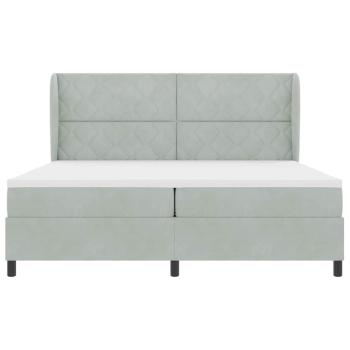 Boxspringbett mit Matratze Hellgrau 200x200 cm Samt