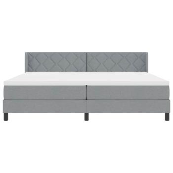 Boxspringbett mit Matratze Hellgrau 200x200 cm Stoff