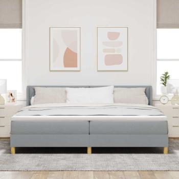 Boxspringbett mit Matratze Hellgrau 200x200 cm Stoff