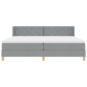 Boxspringbett mit Matratze Hellgrau 200x200 cm Stoff