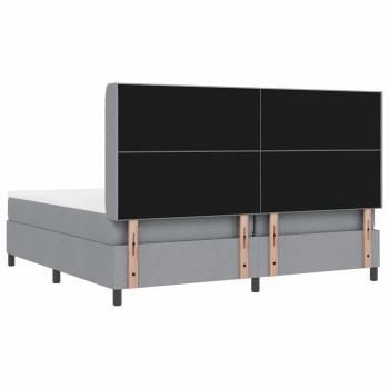 Boxspringbett mit Matratze Hellgrau 200x200 cm Stoff