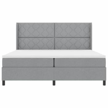 LED Boxspringbett mit Matratze Hellgrau 200x200 cm Stoff