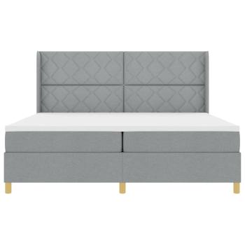 LED Boxspringbett mit Matratze Hellgrau 200x200 cm Stoff