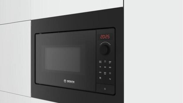 Bosch BFL523MB4 Serie 2 Einbau Mikrowelle, 800 W, 20 L, AutoPilot 7, Reinigungsunterstützung, QuickStart, Schwarz