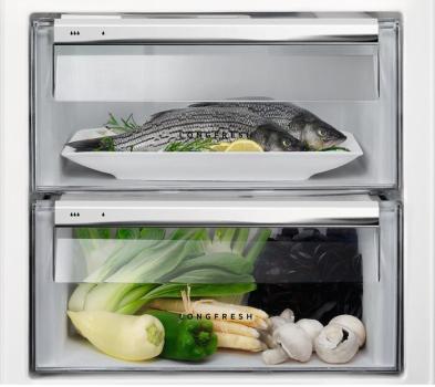 AEG SFE814D9ZC Einbaukühlschrank mit Gefrierfach, Nischenhöhe 140 cm, 187 L, Festtürtechnik, 360°Cooling, Coolmatic