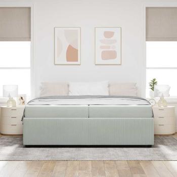Bettgestell mit Matratze Hellgrau 200 x 200 cm Samt