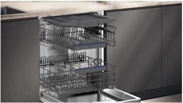 Siemens SN15EW06CS iQ500 Unterbau-Geschirrspüler, 60 cm breit, 14 Maßgedecke, Aqua Stop, varioSpeed Plus, autoOpen dry, emotionLight, Home Connect-App, weiß