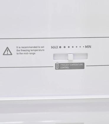 Exquisit KGC195-65-NF-330E Stand Kühl-Gefrierkombination, 48,5 cm breit, 193 L, NoFrost, weiß