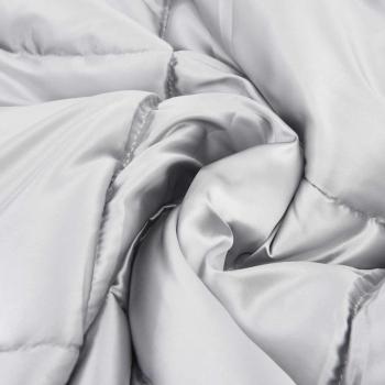 ARDEBO.de - Winterbettdecke Silber 220 x 155 cm Satin und Mikrofaser
