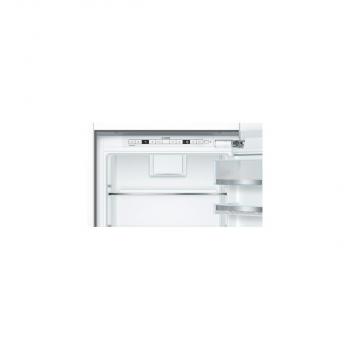 Bosch KIS87ADD0Serie 6 Einbau Kühl-Gefrierkombination, Nischenhöhe: 177,5cm, 270L, Festtürtechnik, LowFrost, LED Beleuchtung