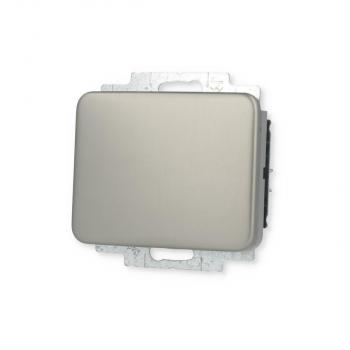 Busch-Jaeger 20 EUK-20 SCHUKO® Steckdosen-Einsatz mit Klappdeckel, Busch alpha, Platin