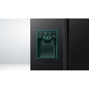 Hisense RS694N4TFE Side by Side Kühl-Gefrierkombination, 91 cm breit, 562 L, NoFrost, Crushed Ice + Eiswürfelbereiter, Wasserspender, Wassertank, schwarz