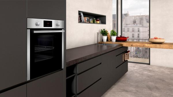 Neff B1CCC0AN0 N30 EEK: A Einbaubackofen, 60cm breit, 71 L, CircoTherm, Kindersicherung, Edelstahl
